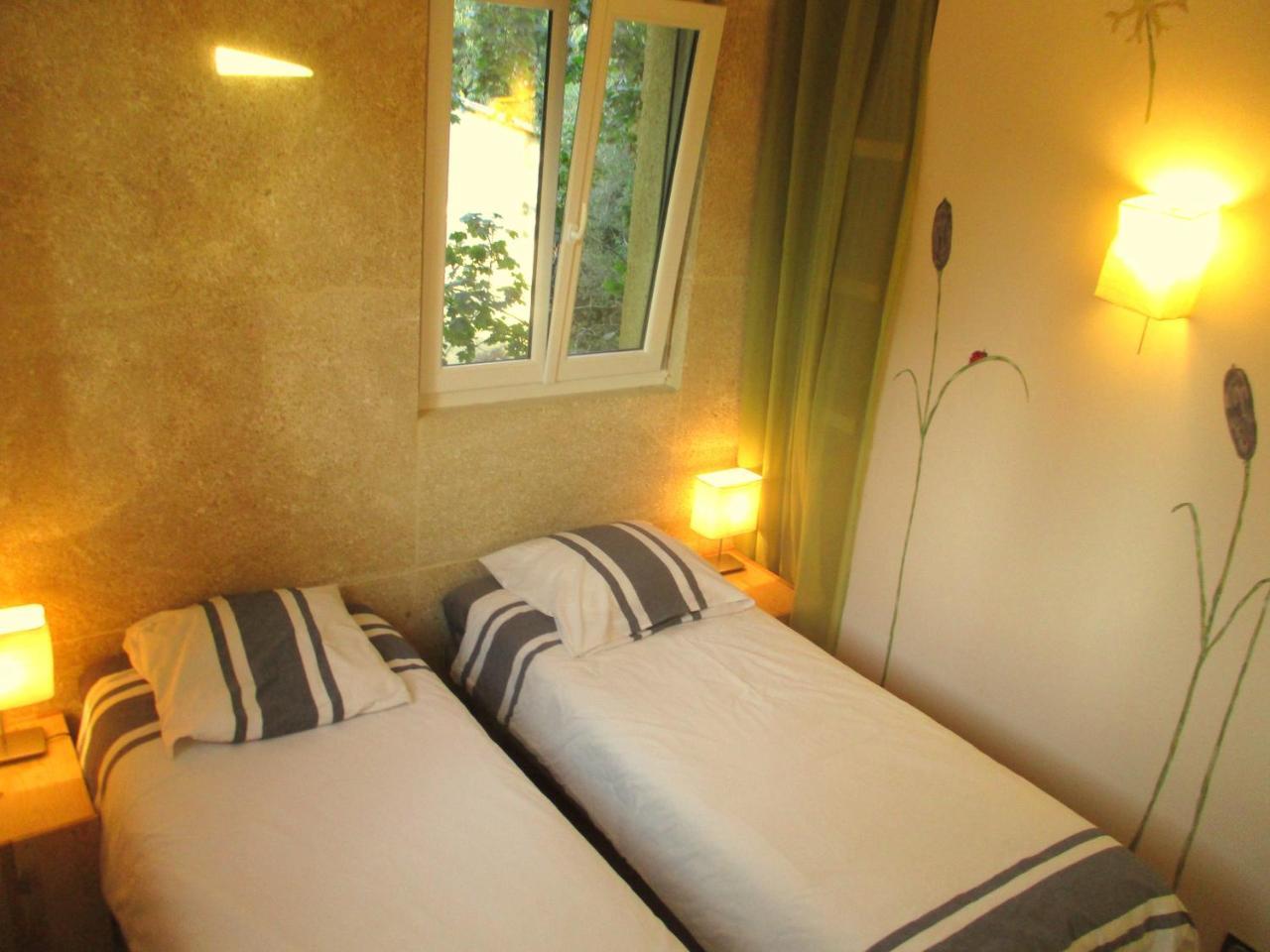 Les Olives Apartment Uzes Exterior photo